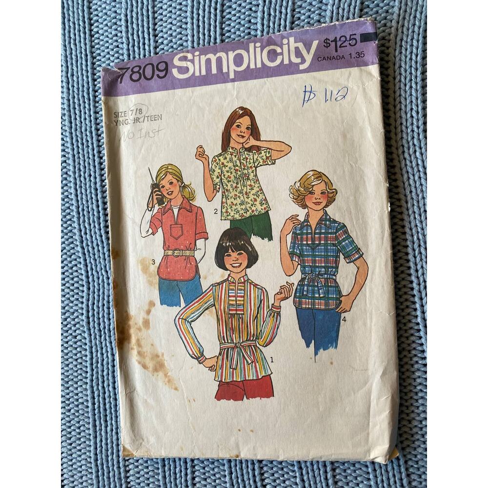 Simplicity sewing pattern  7809 Girls tunic top 1970s